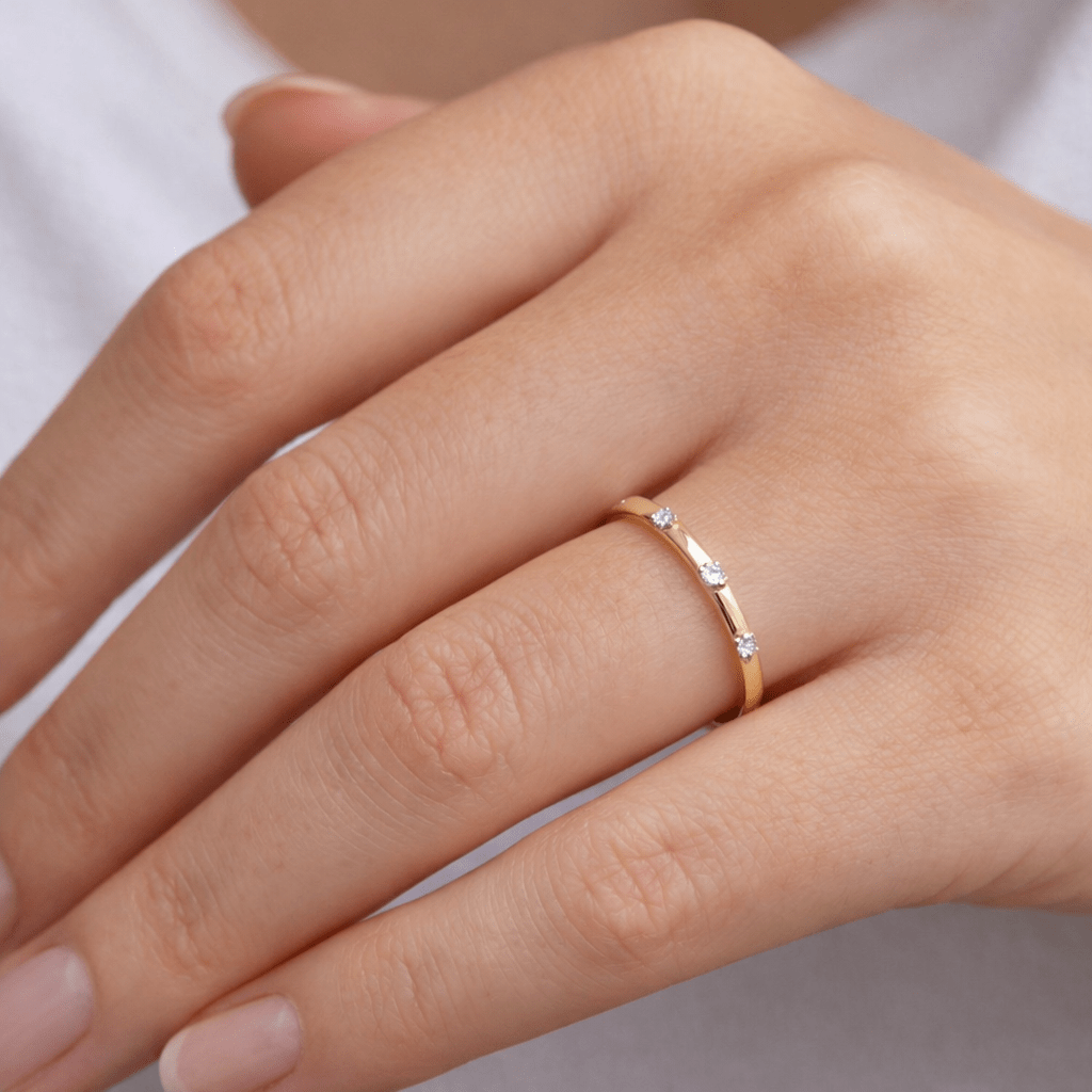 Dainty Lab Diamond Ring Dubai