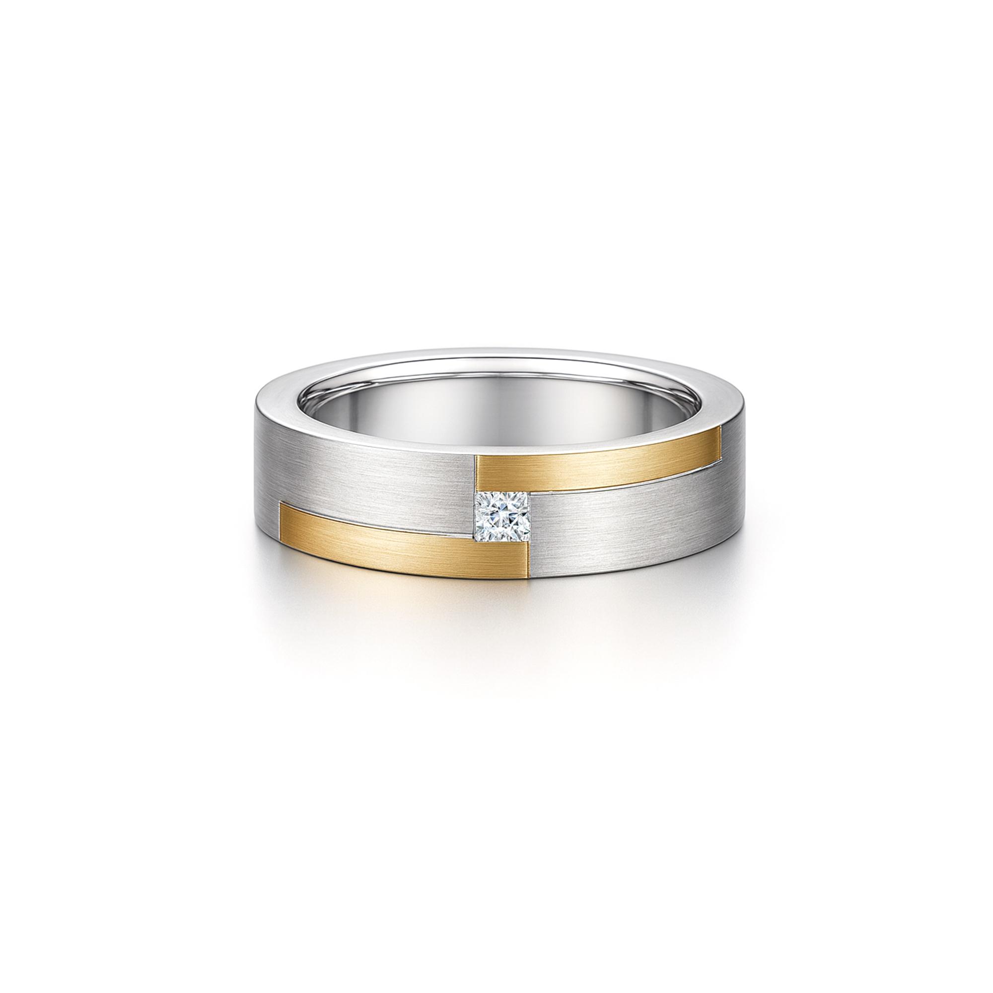Men's wedding band with Lab diamond