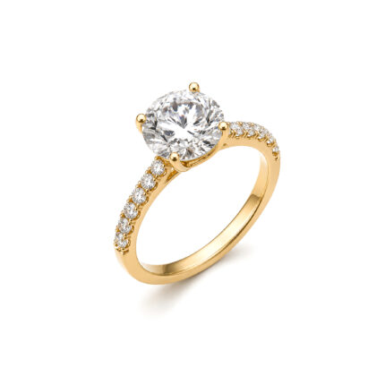 Lab Diamond Ring with Shoulder diamonds
