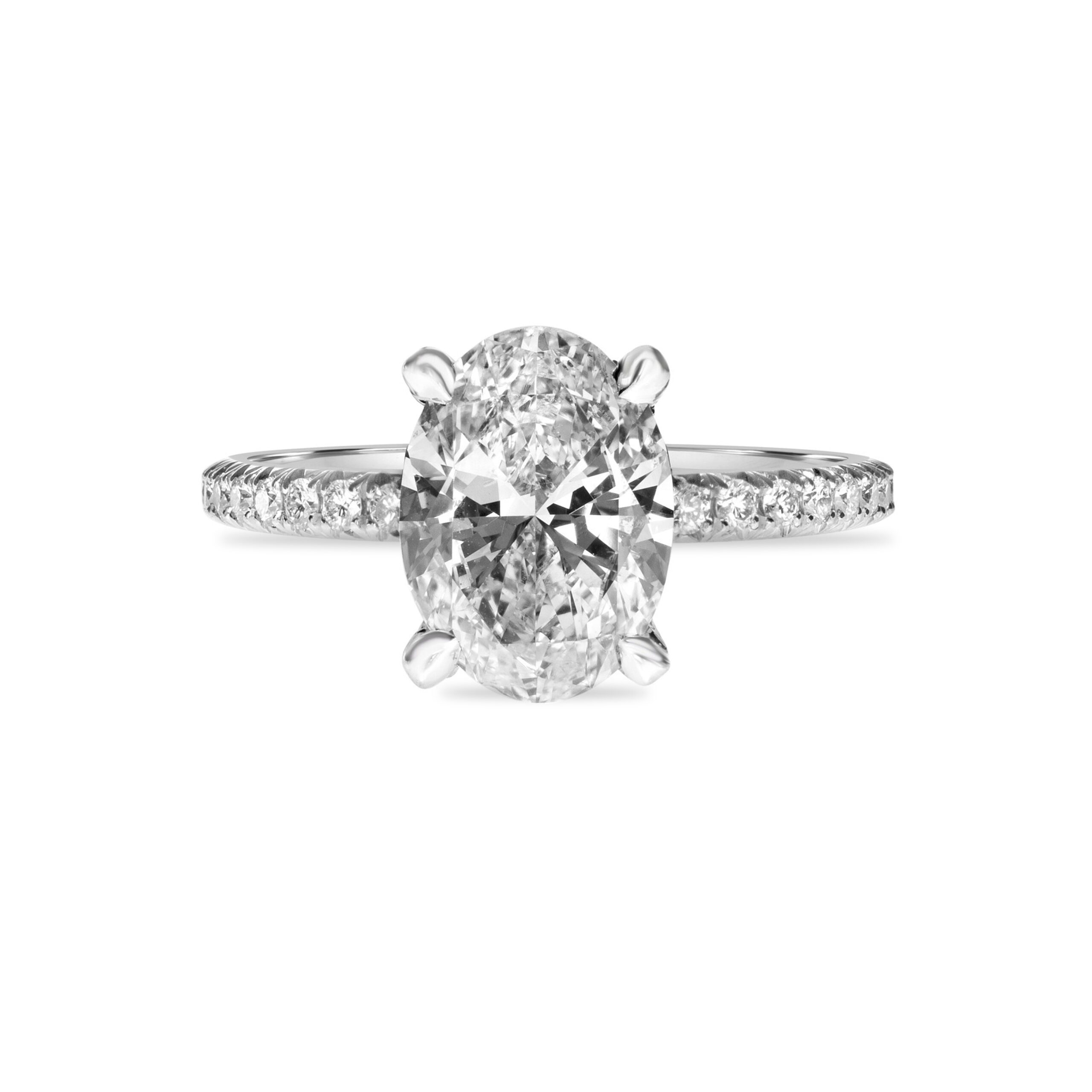 Oval lab diamond ring with Side diamonds UAE