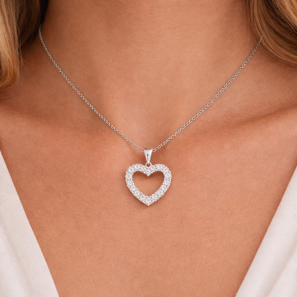 Lab diamond Heart pendant Dubai